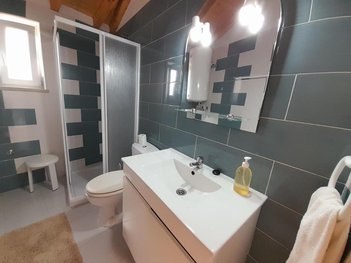Rivers Nation Surf Camp Bed & Breakfast Atouguia Da Baleia Exterior foto