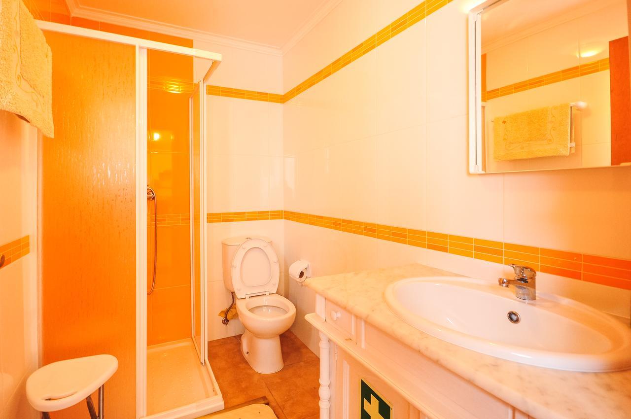 Rivers Nation Surf Camp Bed & Breakfast Atouguia Da Baleia Exterior foto